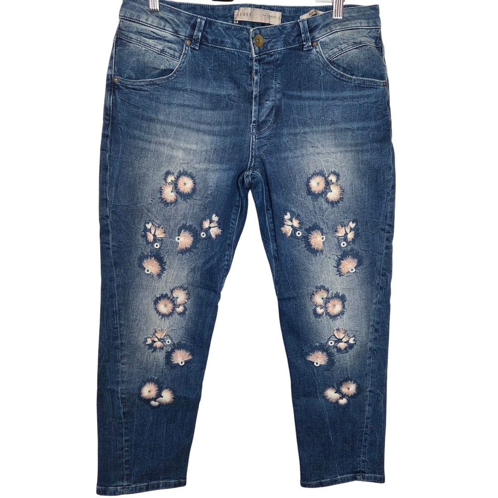 Guess Floral Embroidered Jeans Tapered Relaxed Distressed Denim 31‎